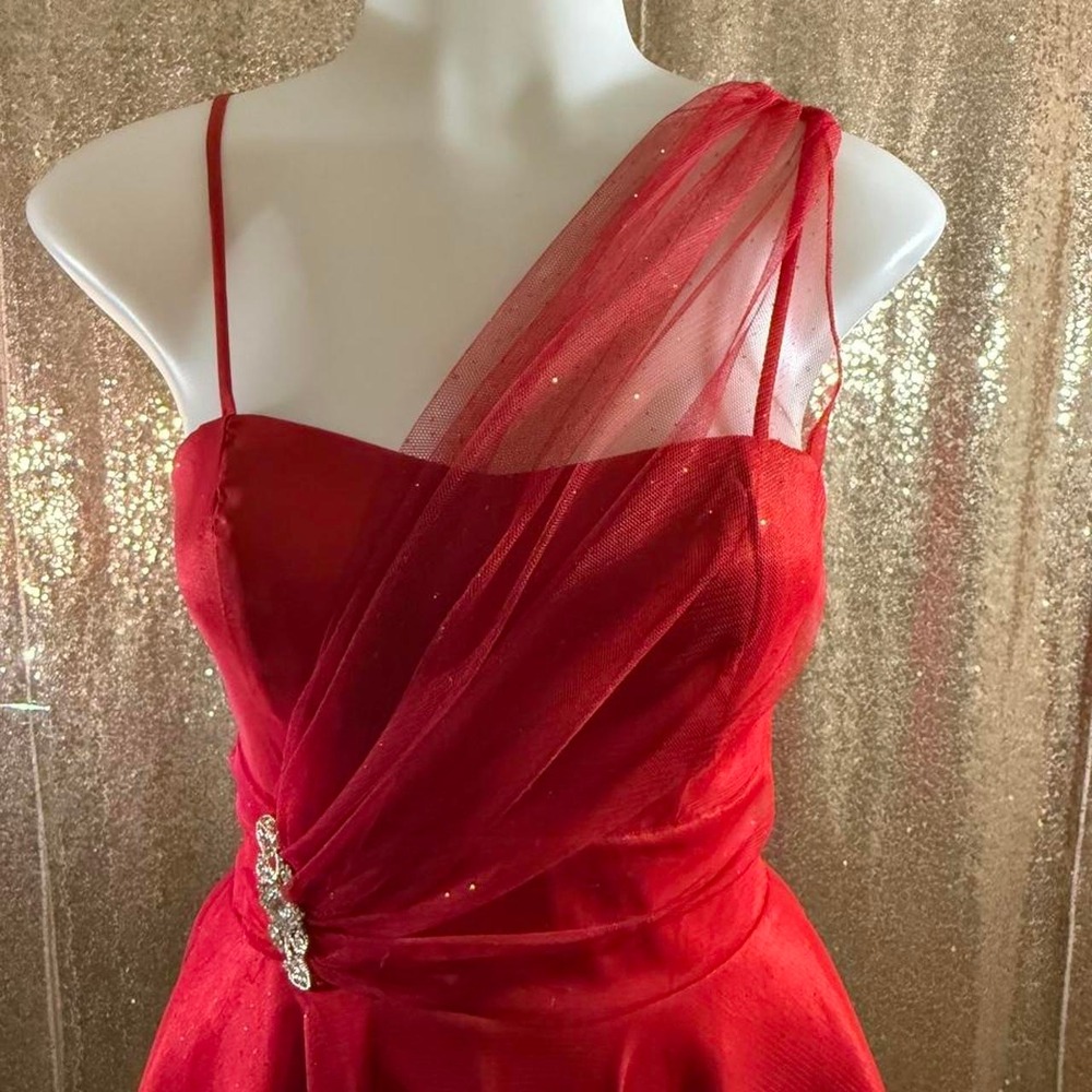 Red One Shoulder Formal Dress Beaded Belt Sheer Overlay NWT/Sizes S-M-XL - Picture 2 of 4